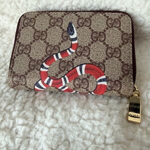Gucci Beige and Red Snake Pattern Wallet (Not original)
